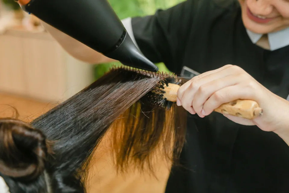 Gội đầu massage